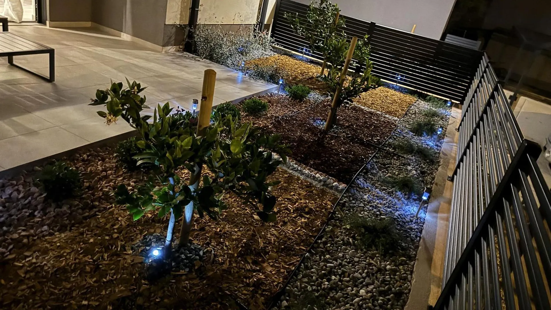 New Luxury Air-Conditioned Apartment, With Jacuzzi, Free Parking And Gardens Pula Croatia